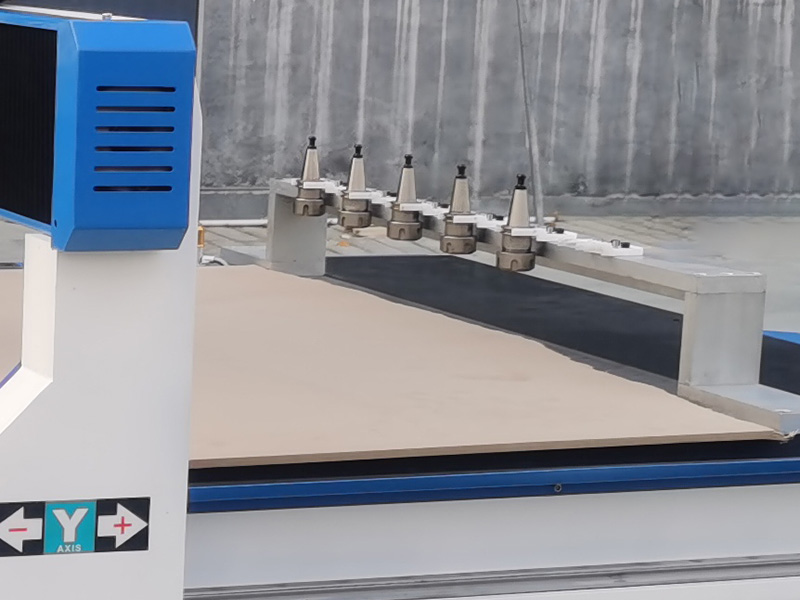 適合初學(xué)者的帶換刀裝置的4x4數(shù)控雕刻機(jī)工作臺(tái)套件 適合初學(xué)者的帶換刀裝置的4x4數(shù)控雕刻機(jī)工作臺(tái)套件