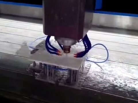 用于臺面切割、邊緣拋光的石材自動換刀數控雕刻刻機 用于臺面切割、邊緣拋光的石材自動換刀數控雕刻刻機