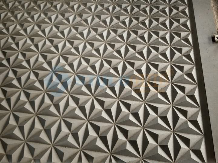 自動換刀數(shù)控雕刻機項目