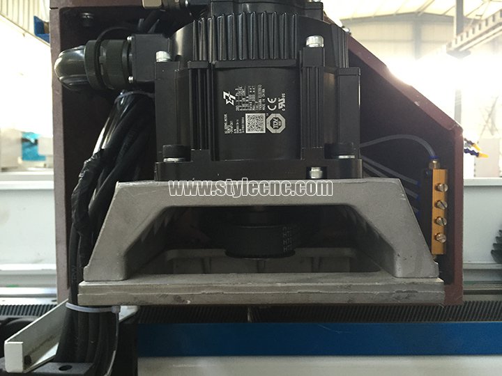 數(shù)控石雕機電機