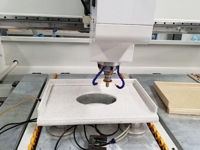 數(shù)控機(jī)床為石材加工帶來(lái)新機(jī)遇