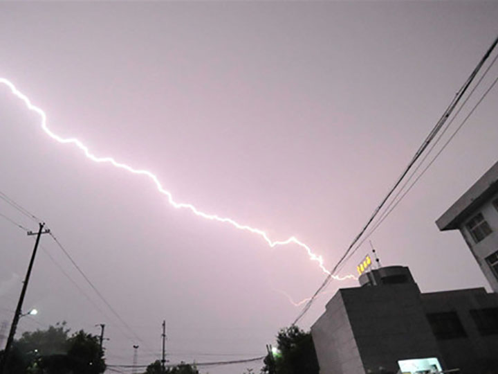 雷雨天數控雕刻機需要做好哪些防護工作？