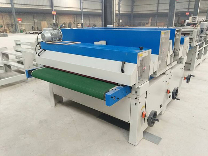 數(shù)控木工砂光機 數(shù)控木工砂光機