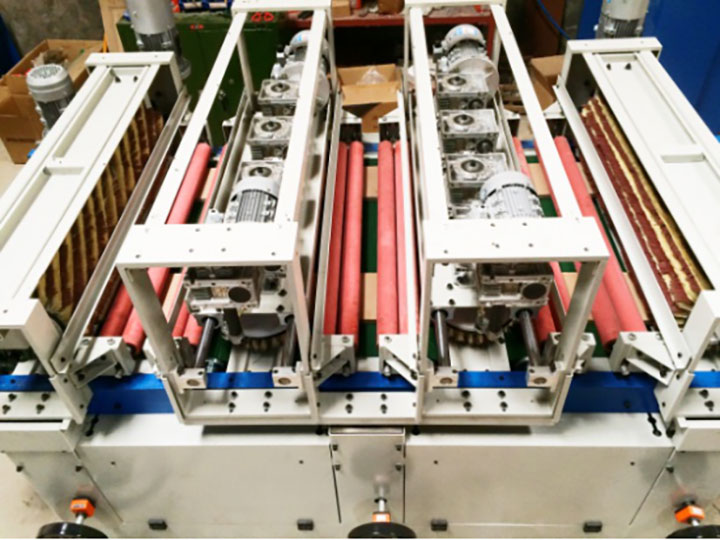 數(shù)控木材砂光機 數(shù)控木材砂光機