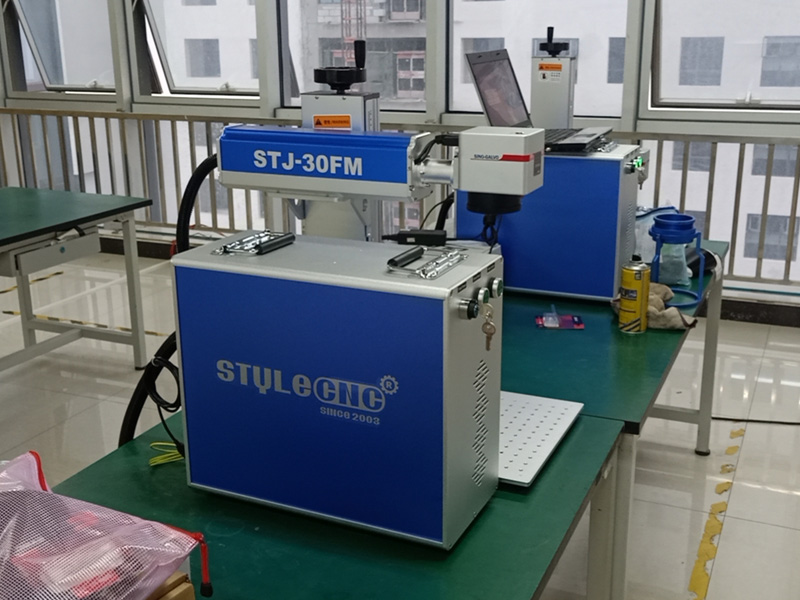 彩色激光打標(biāo)機(jī) 彩色激光打標(biāo)機(jī)