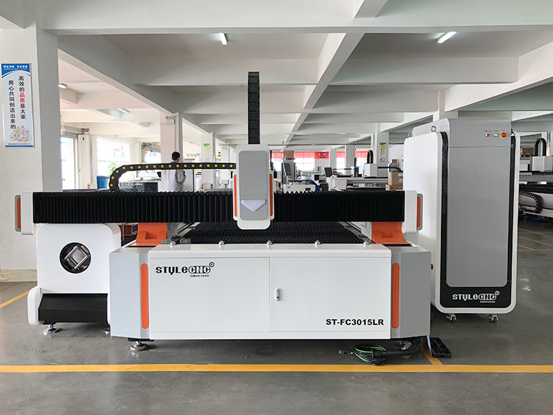 5x10工業板管一體光纖激光金屬切割機