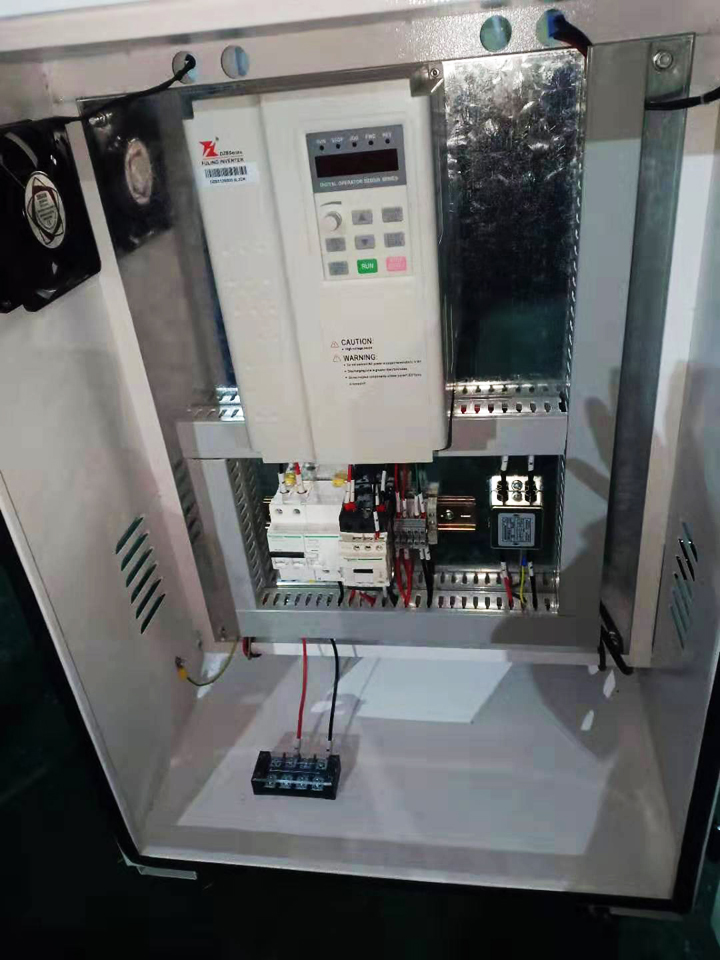 玻璃切割雕刻數(shù)控雕刻機(jī)電箱 玻璃切割雕刻數(shù)控雕刻機(jī)電箱