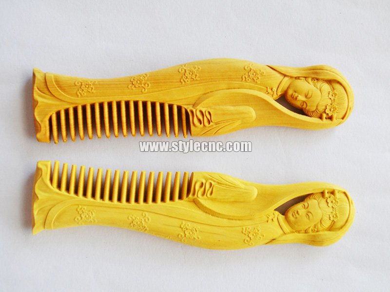 木制梳子的數控雕刻機