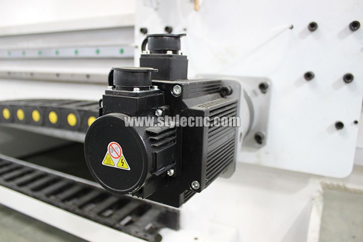 石材數控加工中心安川伺服電機