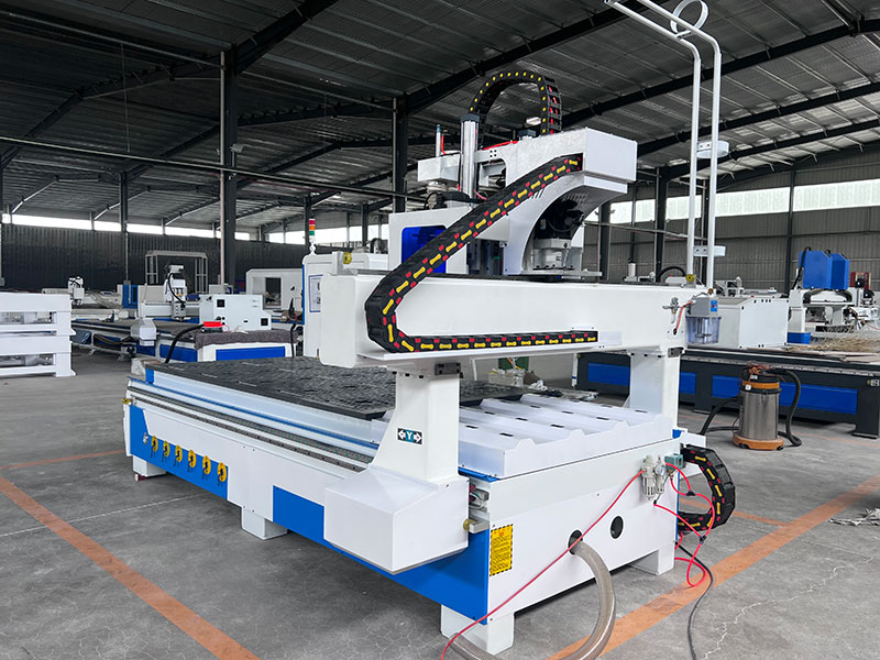 工業(yè) 4x8 用于木門(mén)制造的數(shù)控雕刻機(jī)