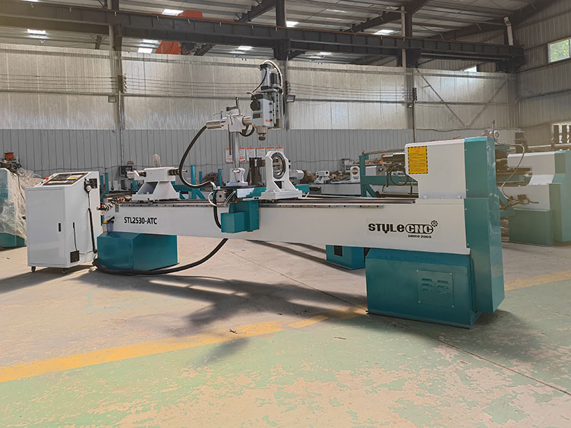 自動換刀木工車床 自動換刀木工車床