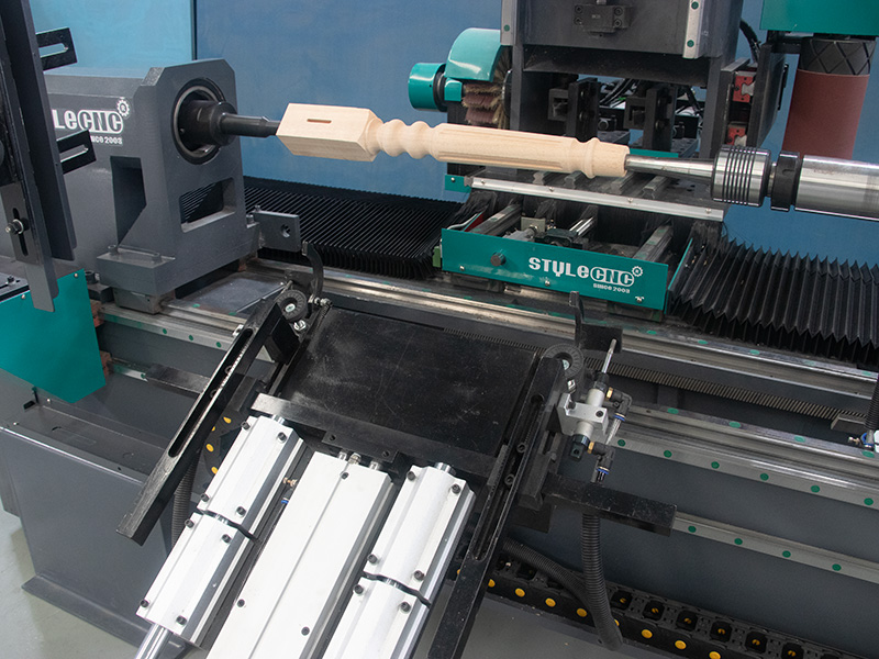 自動進料和卸料裝置 自動進料和卸料裝置