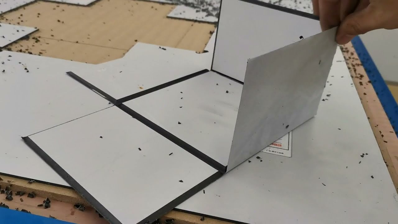 自動換刀數控雕刻刻機切割鋁塑復合板 自動換刀數控雕刻刻機切割鋁塑復合板